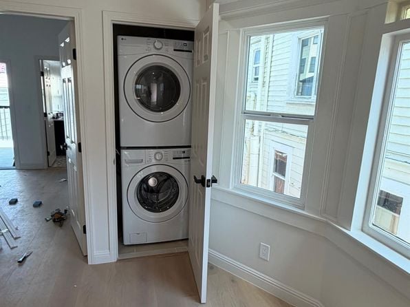 522 26th Ave - Photo 1