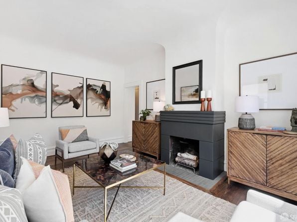 158 Carmel St - Photo 1