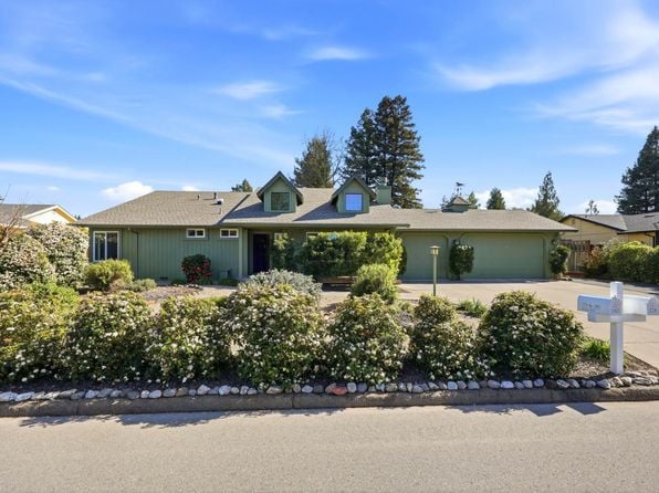 180 - 178 Barrio Way - Photo 1