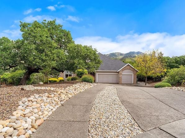 6283 Meadowbreeze Court - Photo 1