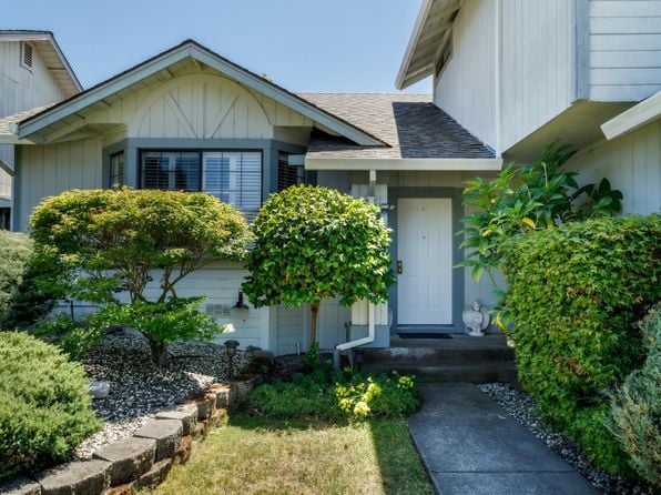 5640 Corbett Circle - Photo 1