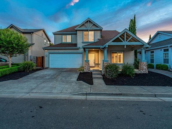 1715 Spur Ridge Lane - Photo 1