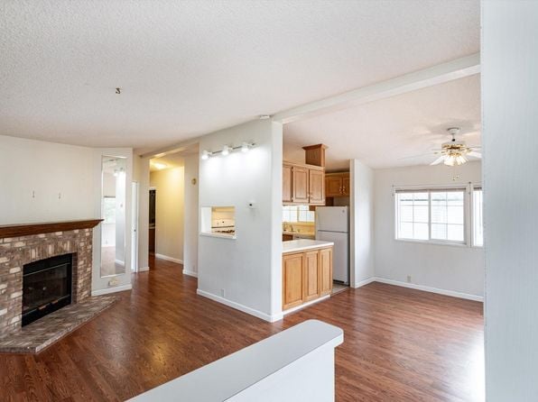 146 Westgate Circle - Photo 1