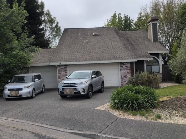 100 Zapata Ct - Photo 1