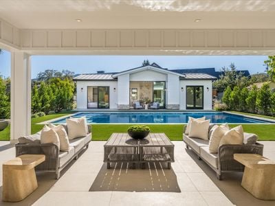 1547 Allyn Avenue - Photo 1