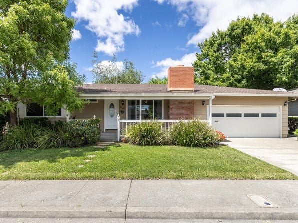 7121 Oak Leaf Drive - Photo 1