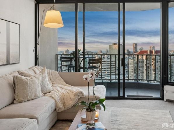 1200 Gough St Unit 17B - Photo 1