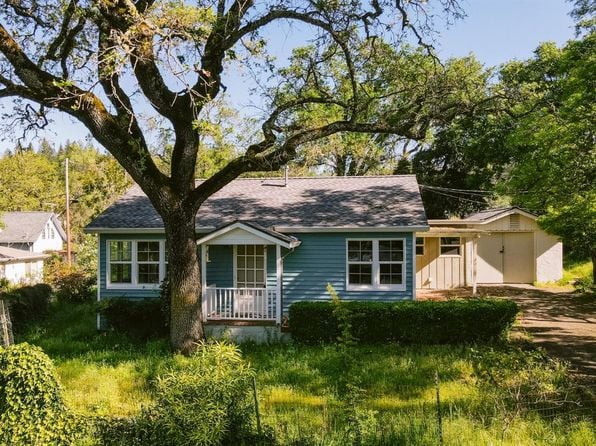 490 Cornish Lane - Photo 1