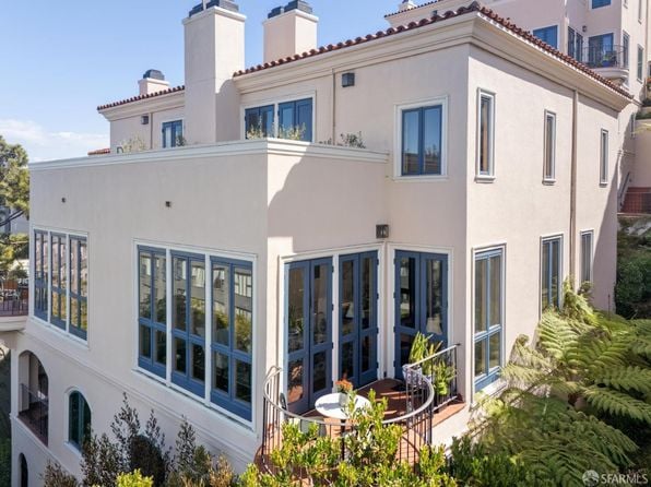 165 Francisco St APT 11 - Photo 1