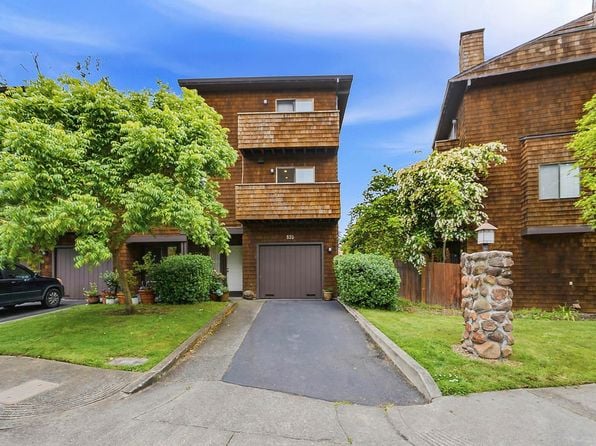835 Liberty Street - Photo 1
