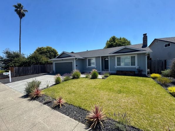 1120 Santa Clara Lane - Photo 1
