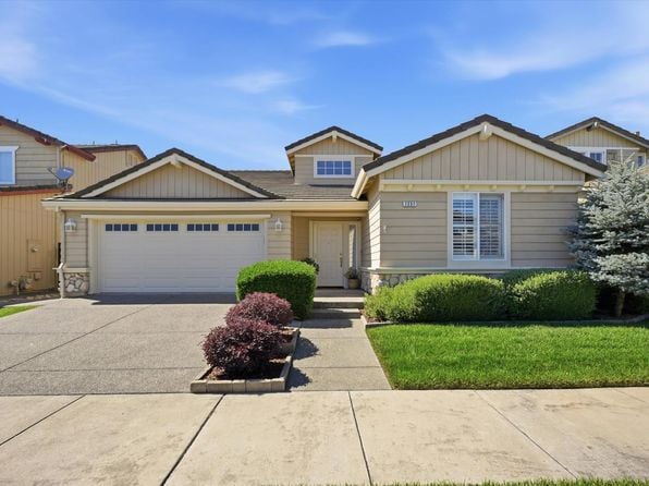7237 16th Hole Drive - Photo 1
