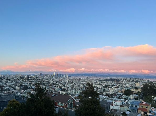 752 Duncan St - Photo 1