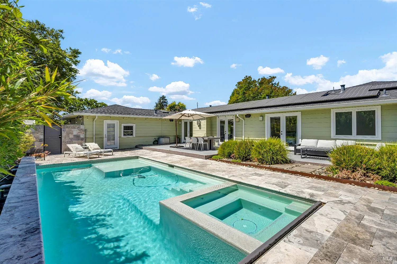 186 S Seymour Street - Photo 1