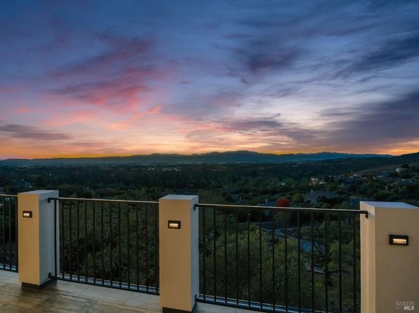 421 Bear Creek Circle - Photo 1