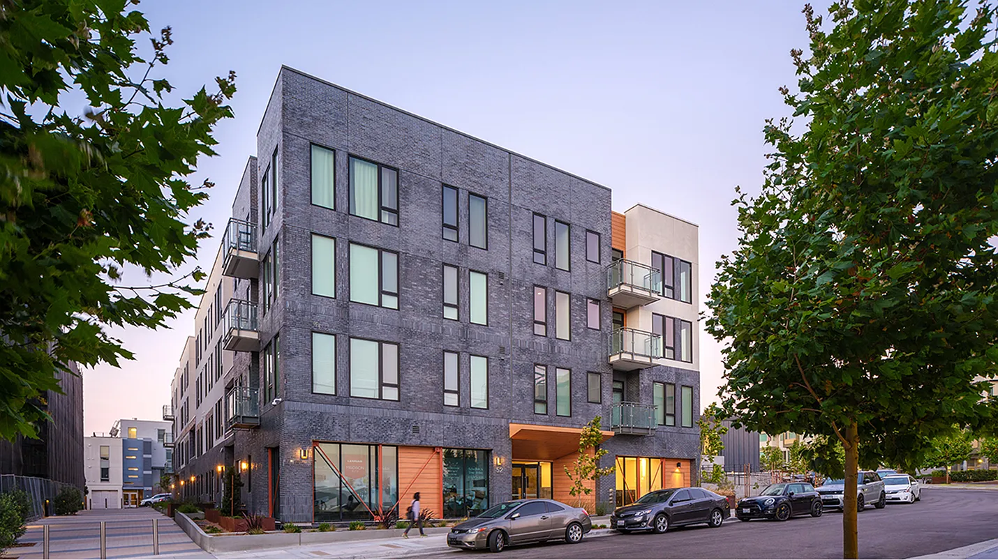 52 Kirkwood Ave #321 - Photo 1