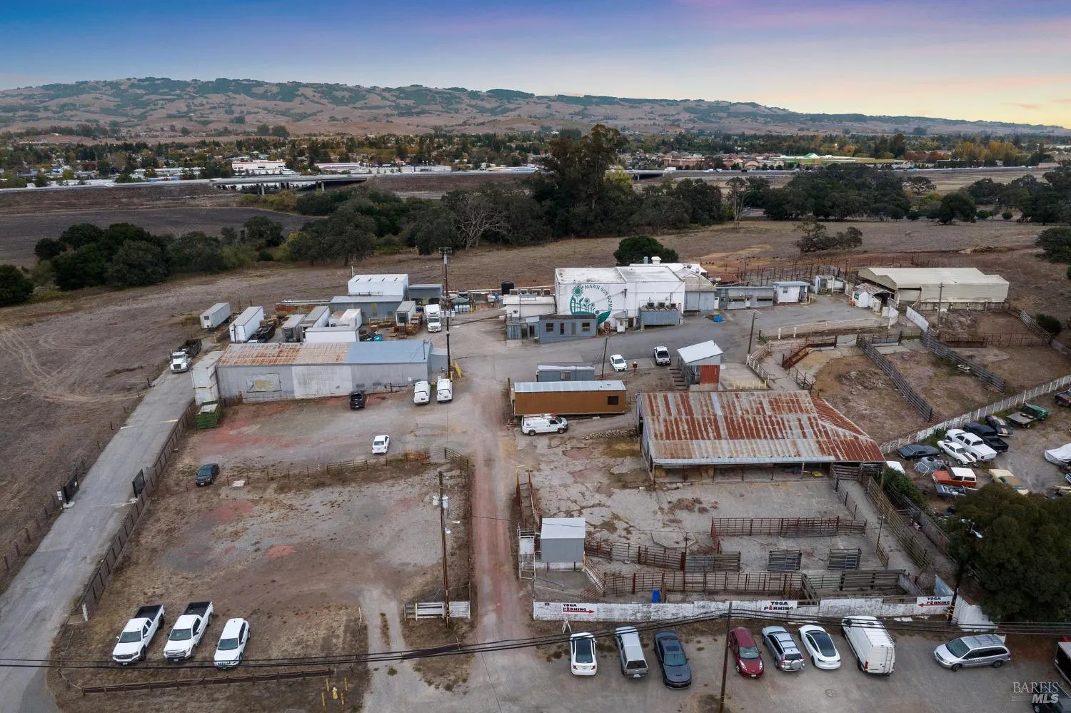 1522 Petaluma N Boulevard - Photo 1