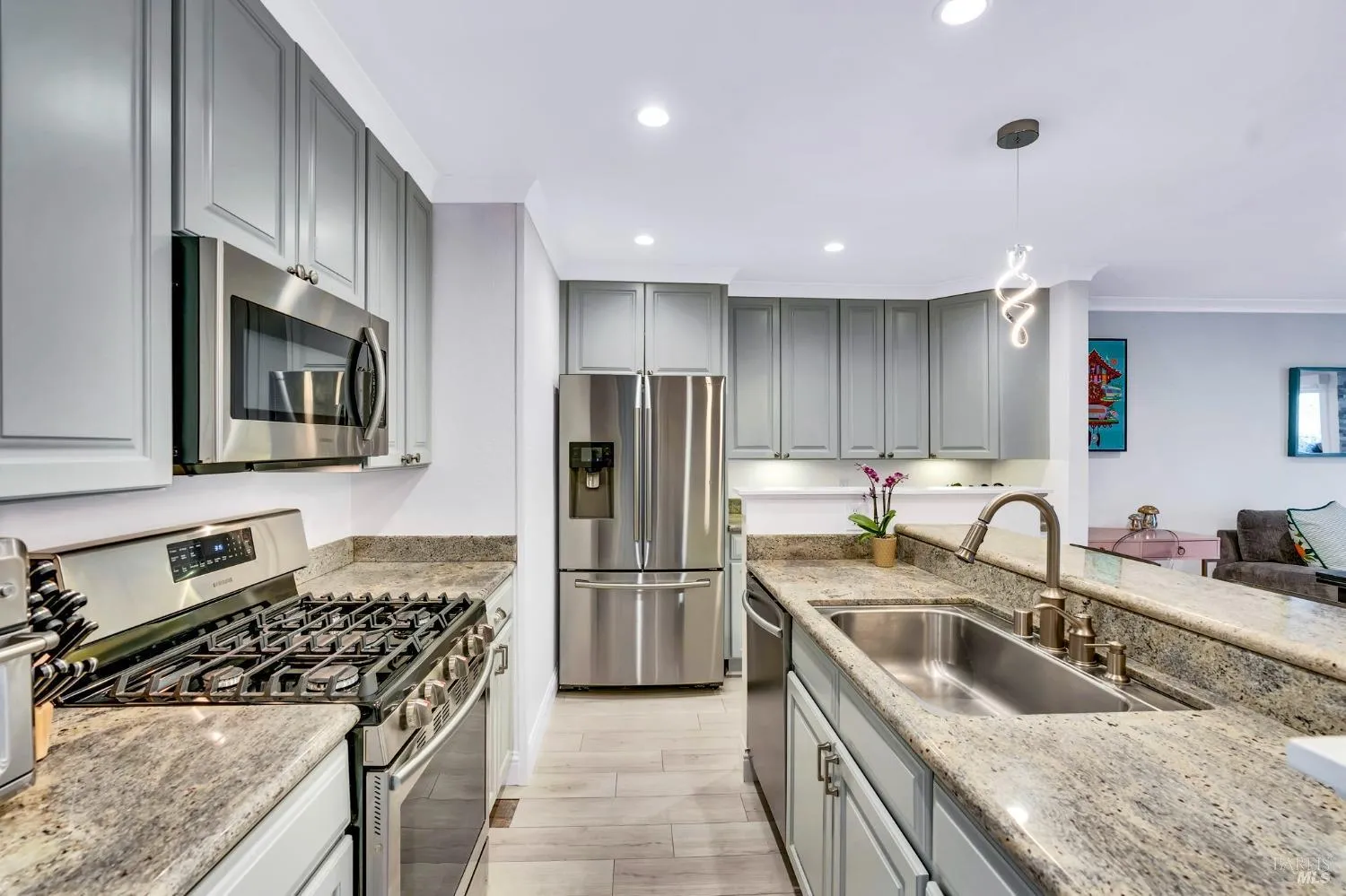 114 Vineyard Circle - Photo 1