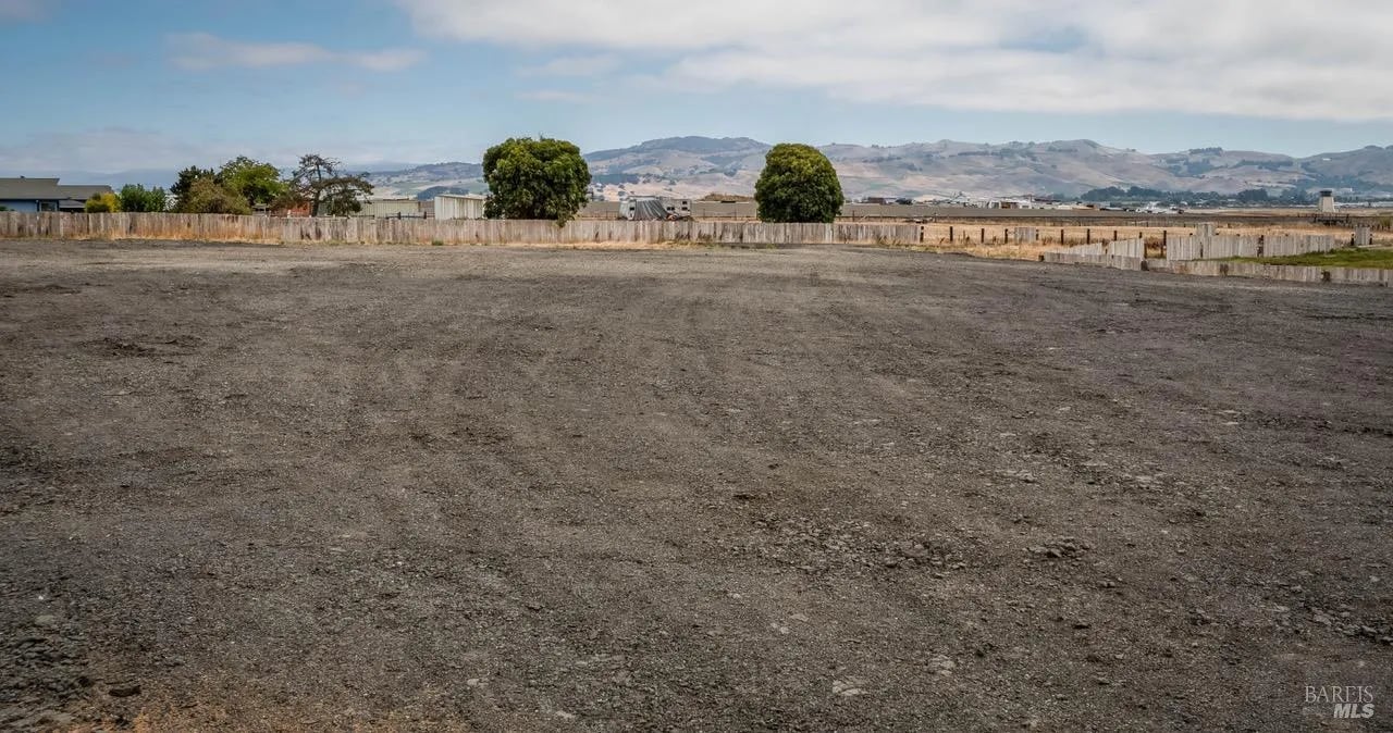 2470 Green Island Road - Photo 1