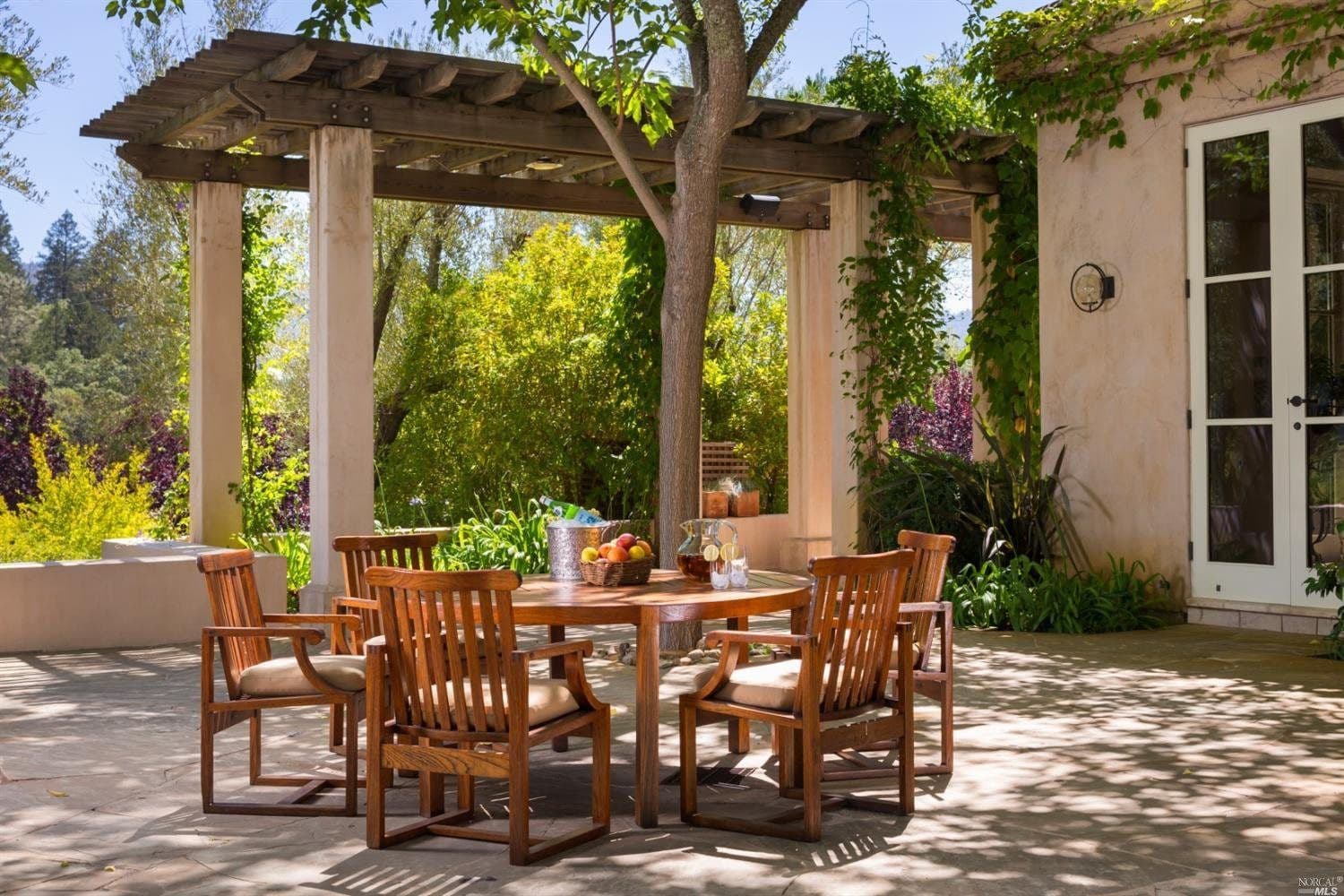 Exclusive Sebastopol property with vineyard views and luxury country home