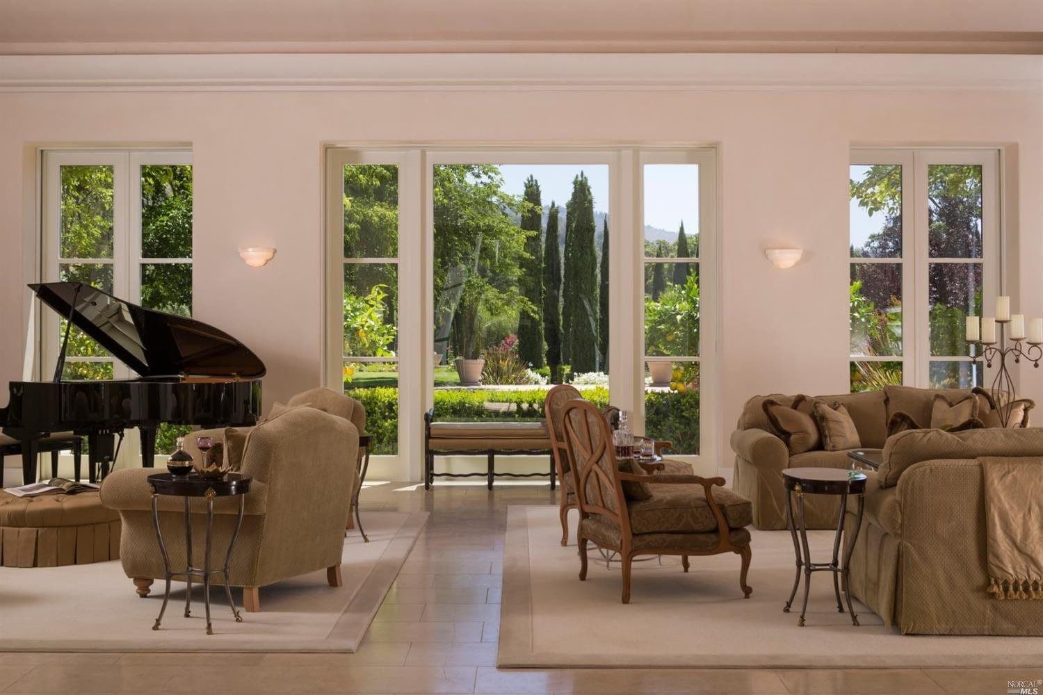 Premium Sebastopol winery offering exclusive tastings