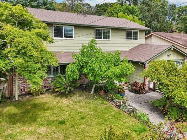 2227 Vallejo Street - Photo 1
