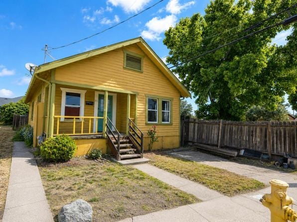 21 Lakeville Street - Photo 1