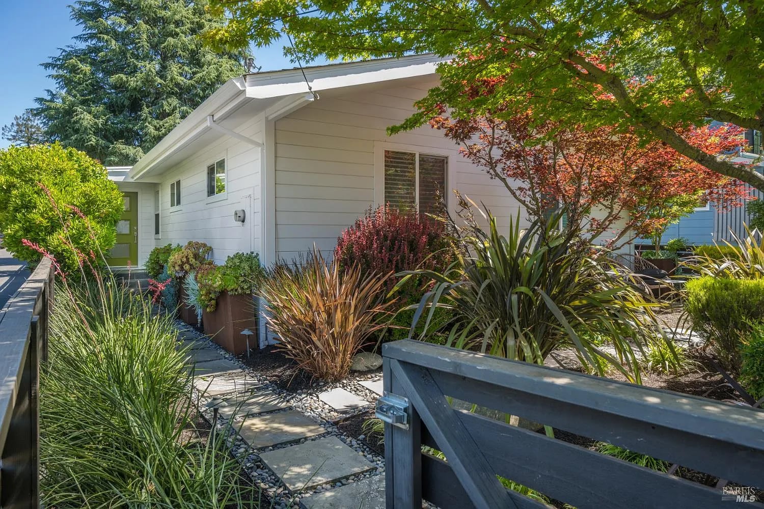 350 Patten Street - Photo 1