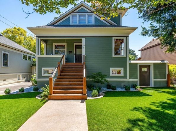 376 Randolph Street - Photo 1