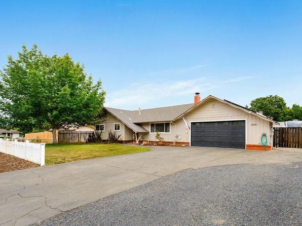 1682 Peterson Lane - Photo 1