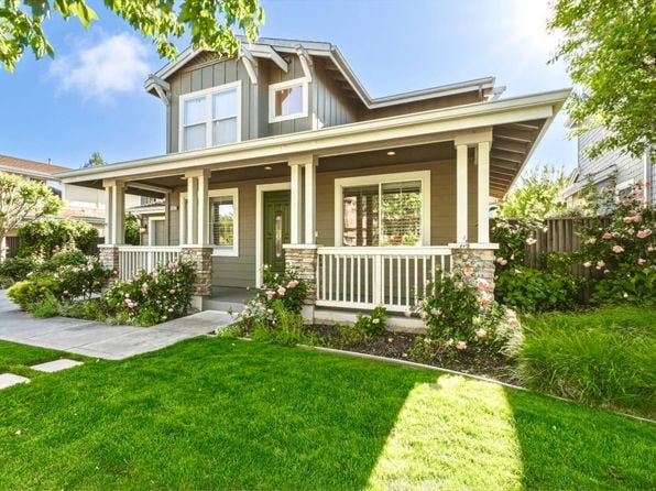 1127 Serendipity Way - Photo 1