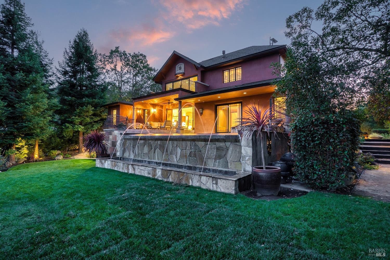 1312 Summit Drive - Photo 1