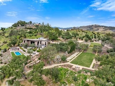 860 Meadowood Lane - Photo 1