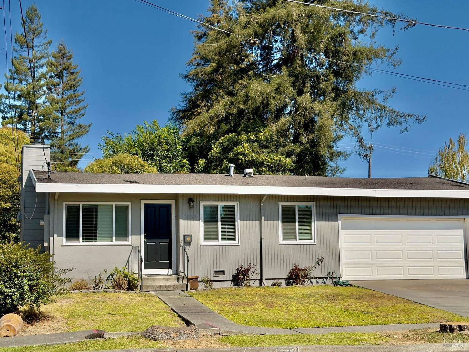 3332 Main Street - Photo 1