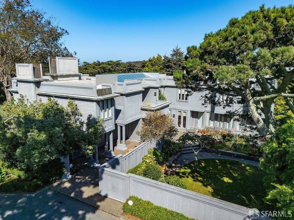 20 Cherry St