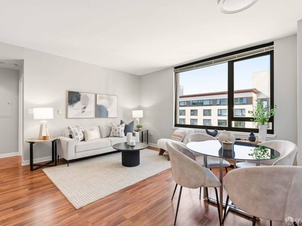 260 King St Unit 671 - Photo 1