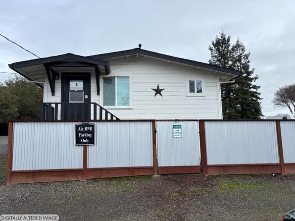 477 Orchard Lane - Photo 1