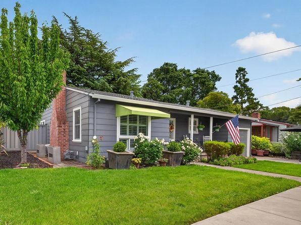 1832 Wright Street - Photo 1