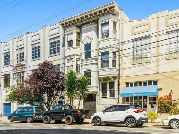 2445 Harrison St - Photo 1