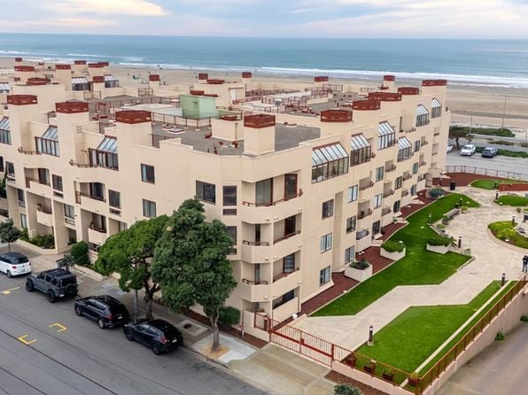 855 La Playa St APT 457 - Photo 1