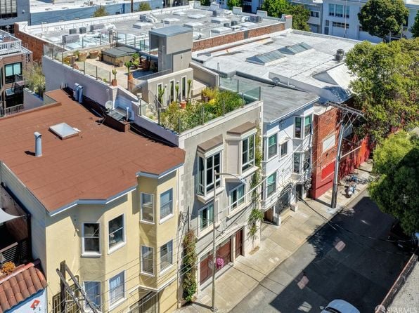 720 Clementina St - Photo 1