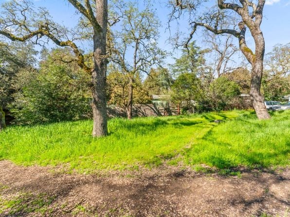 18446 1st Avenue - Photo 1