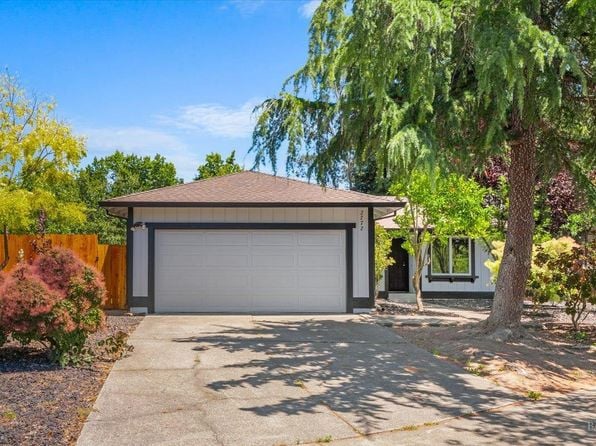 2772 Rochele St - Photo 1