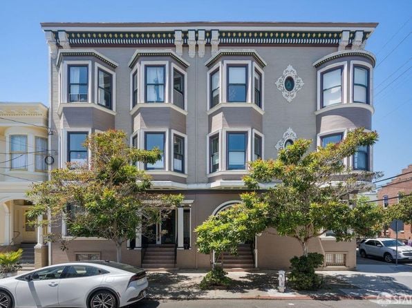 800 York St - Photo 1