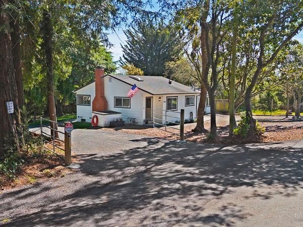 1543 Cunningham Road - Photo 1