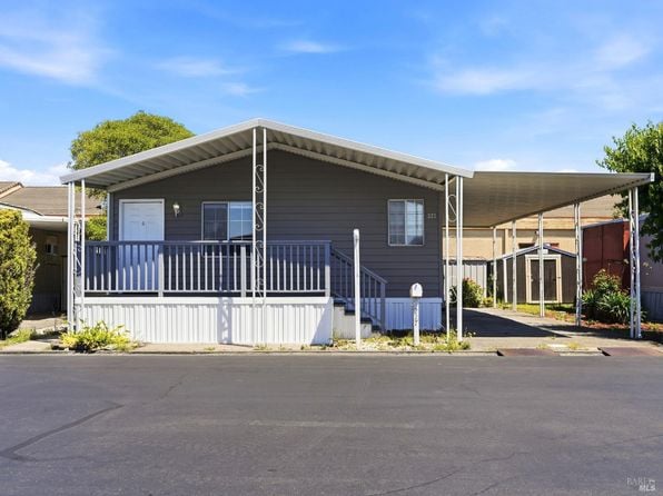 227 Ricardo Avenue - Photo 1