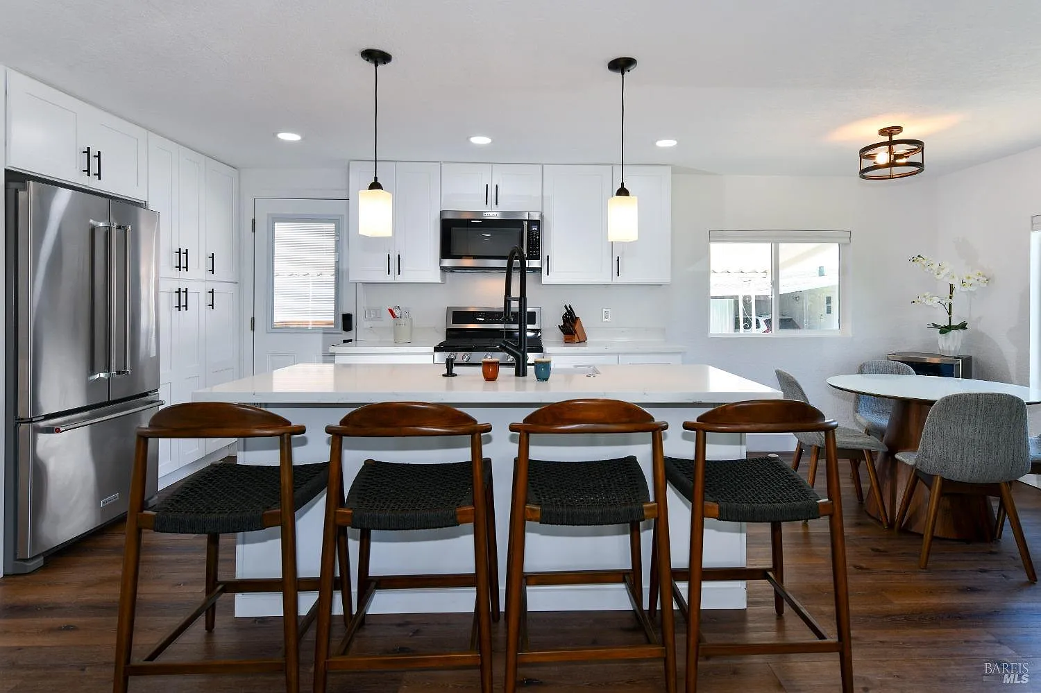 541 Mason Street #8 - Photo 1