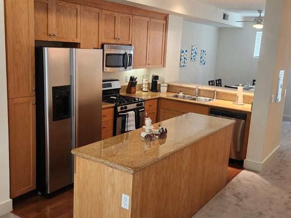 318 City Center Drive - Photo 1