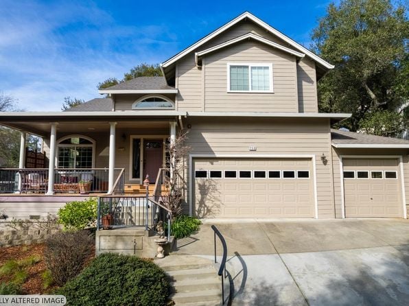 230 Clear Ridge Drive - Photo 1