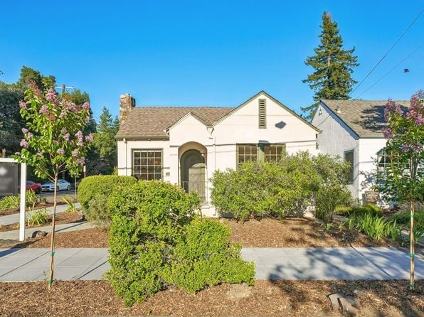 536 Orchard Street - Photo 1